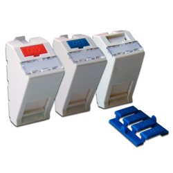 Вставка 22.5x45 на 1 кейстоун, угловая, со шторкой, маркировкой и иконками, белая
