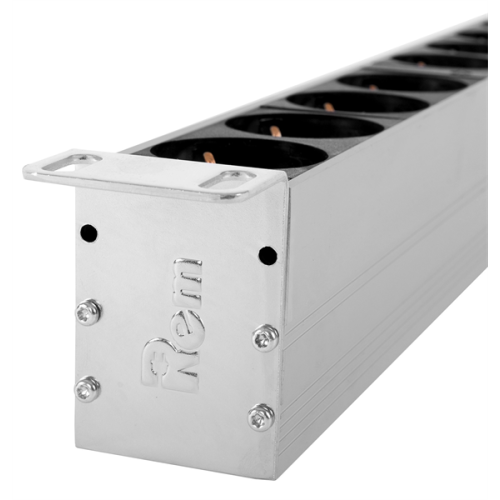 ЦМО Вертикальный блок розеток Rem-16 с авт. 16 А, 20 Schuko, 16 A, алюм., 33-38U, колодка