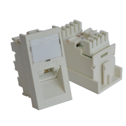 Вставка RJ-45 UTP Cat.5E, 22.5x45 мм угловая, с маркировкой, белая