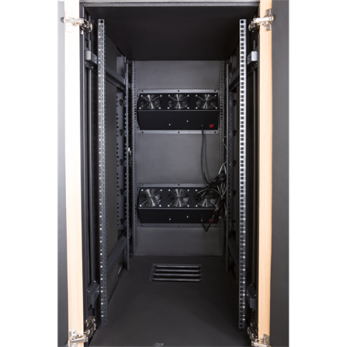 Шкаф LANMASTER SOUNDPROOF звукоизолированный 24U 750x1130 мм, отделка под дерево, цвет лиственница