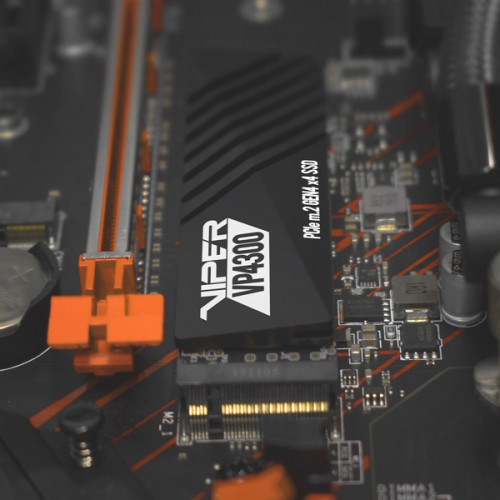 Patriot Viper VP4300 1TB M.2 2280 NVMe PCIe 4.0 x4 R7400/W5500 TBW 1000TB DRAM-Buffered 3D NAND TLC