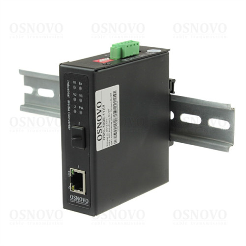 OSNOVO OMC-1000-11X/I Промышленный компактный медиаконвертер Gigabit Ethernet. Порты: 1 x GE (10/100/1000Base-T), 1 x GE SFP (100/1000Base-X). Поддержка режима CCTV: Увеличение расстояния передачи дан